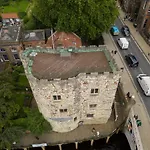 Lendal Tower Casa de Férias