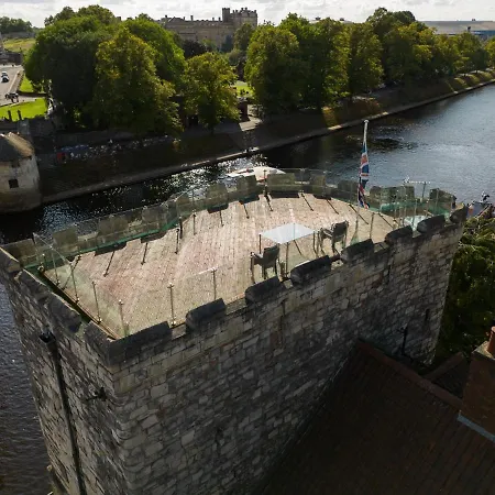 Lendal Tower Semesterbostad